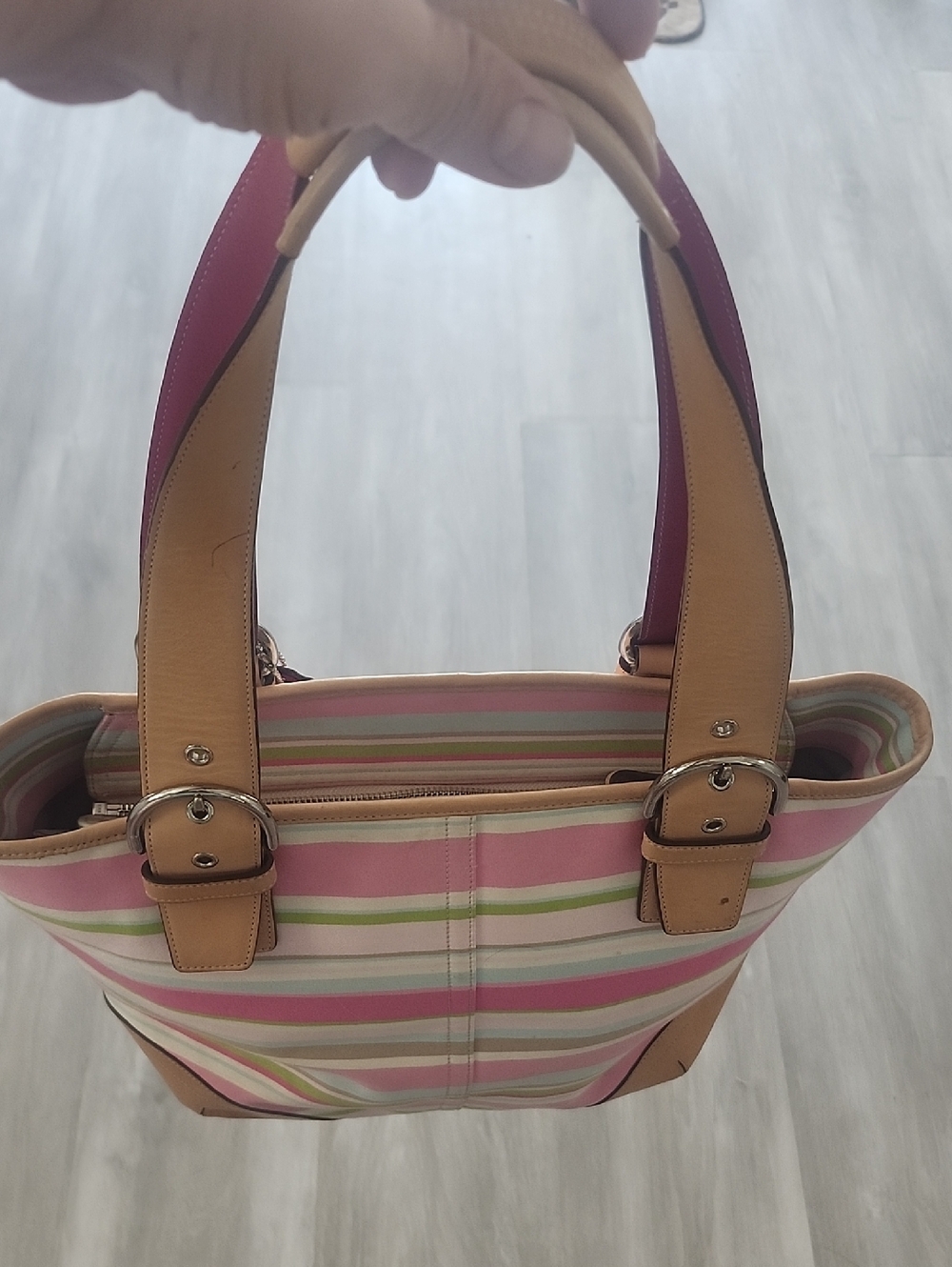Vintage Coach Hampton Weekend Multi-Colored Stripped Tote - Picture 3 of 12